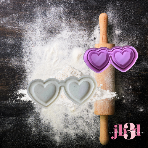 Scalloped Cutter - Glasses - Lover - Hearts - Cutters and Stamps